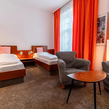 Hotel Carlton 3*