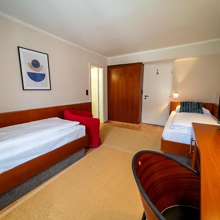 Hotel Carlton 3*