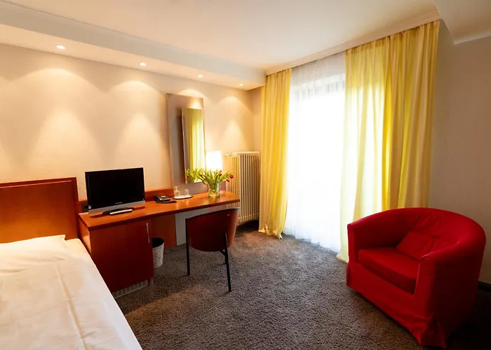 Carlton Hotel 3*