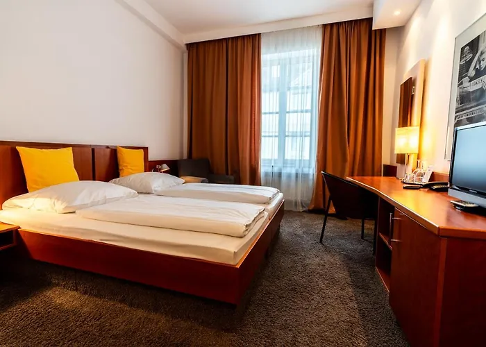 Carlton Hotel